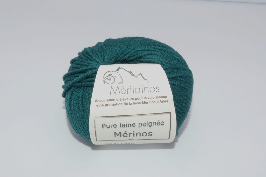 pelote de laine mérinos peignée forêt 6 brins
