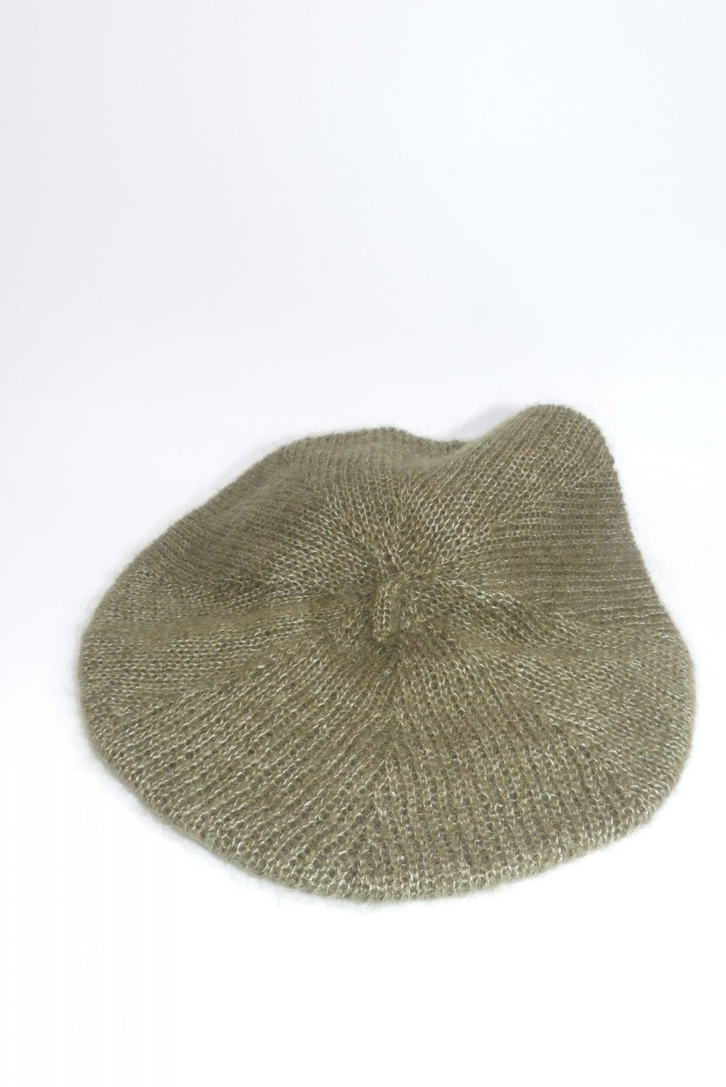 béret en laine mohair et soie kaki