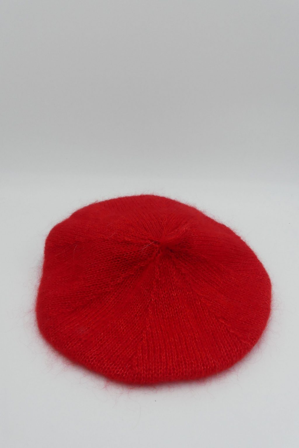 béret en laine mohair et soie pomme d'amour