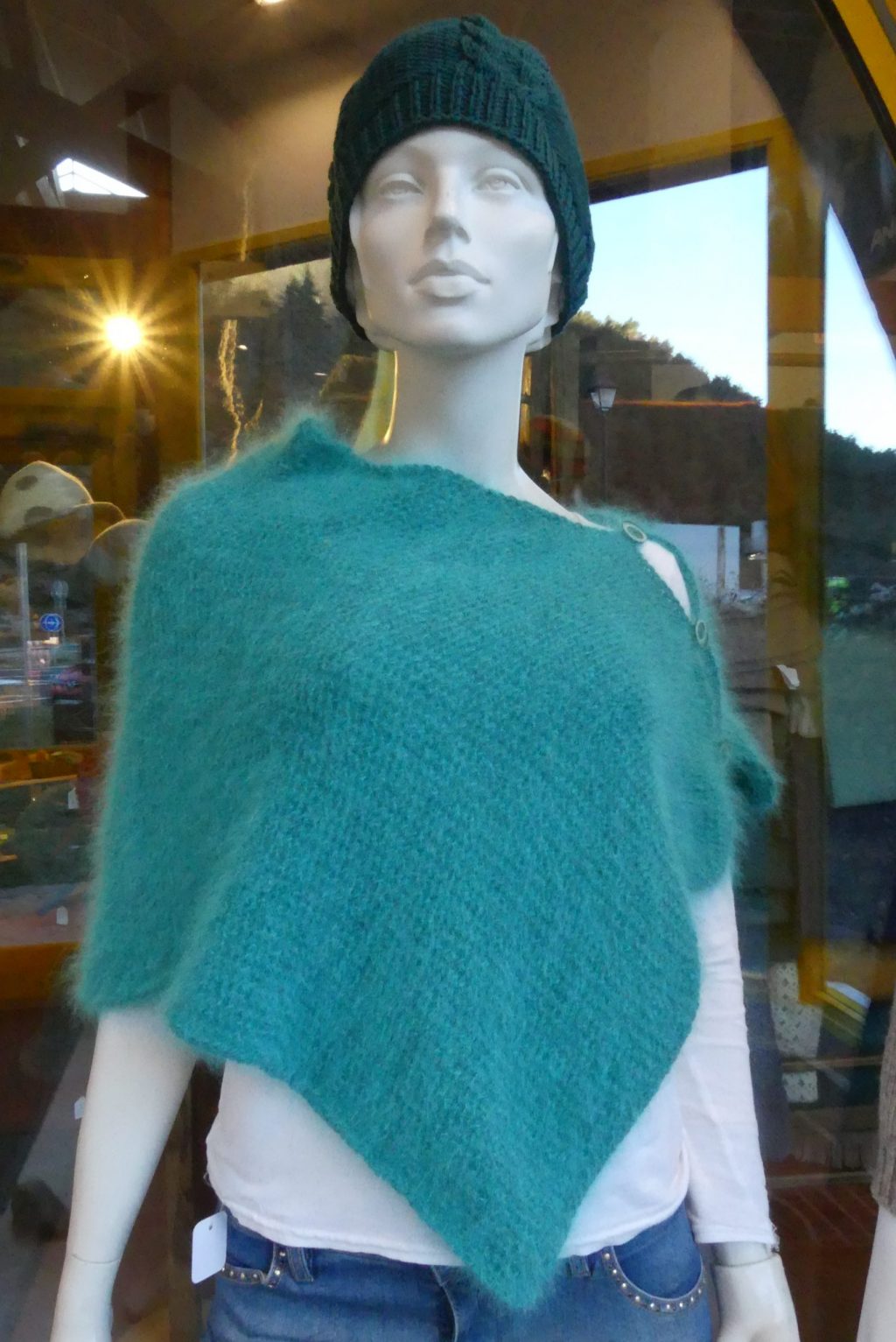 poncho angora 3 boutons douceur plus émeraude