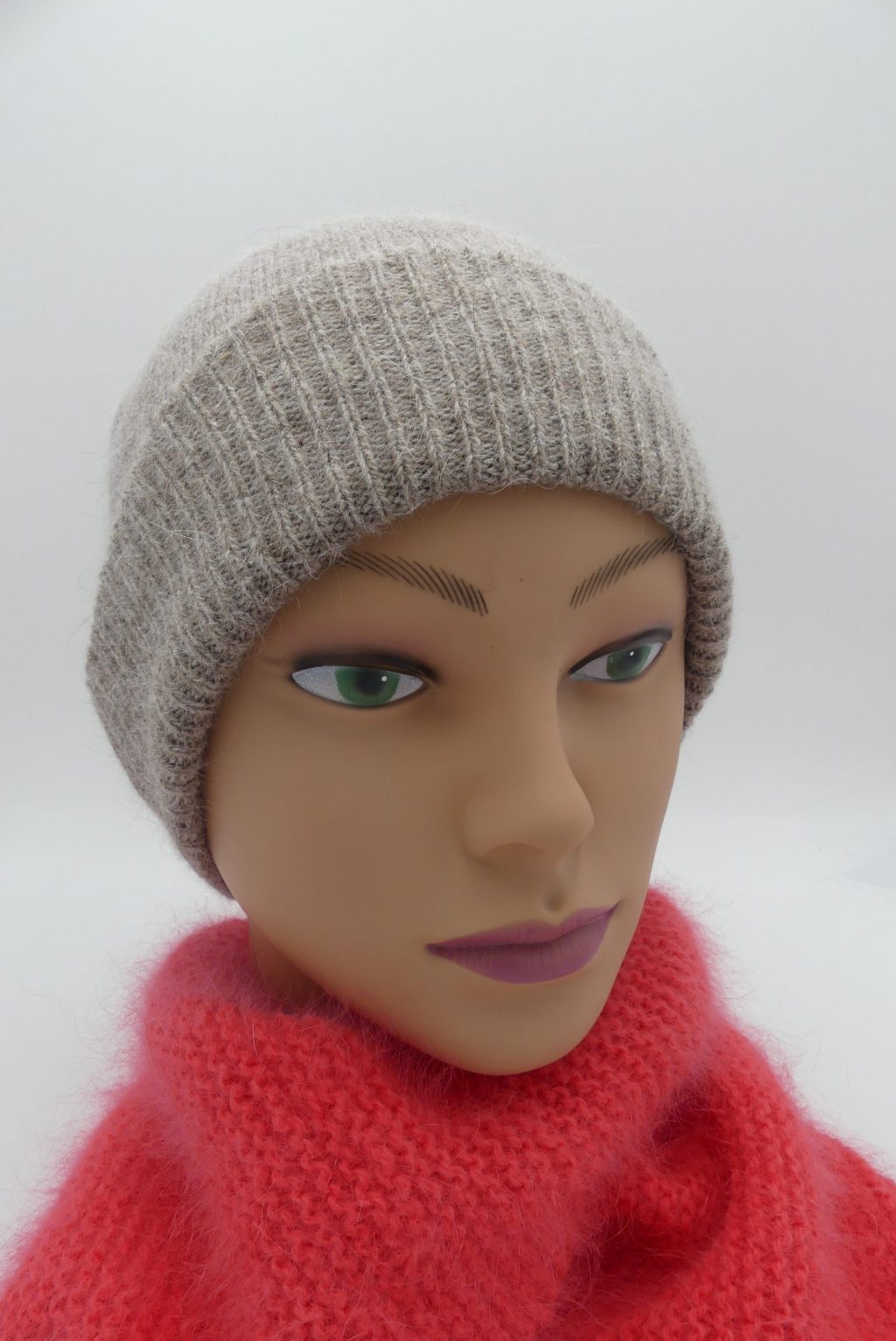 bonnet basique en laine angora chiné