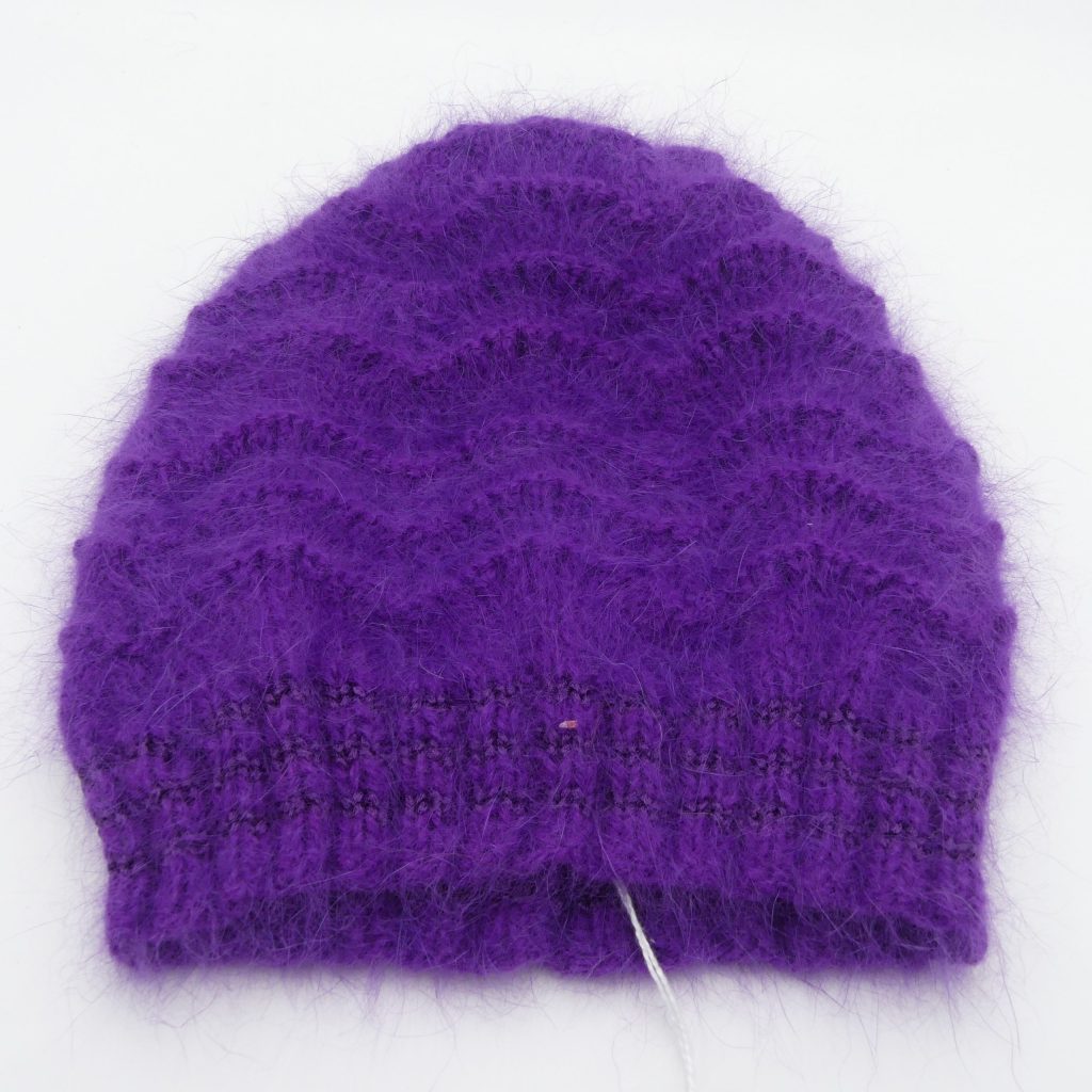 bonnet en laine angora charleston quetsche
