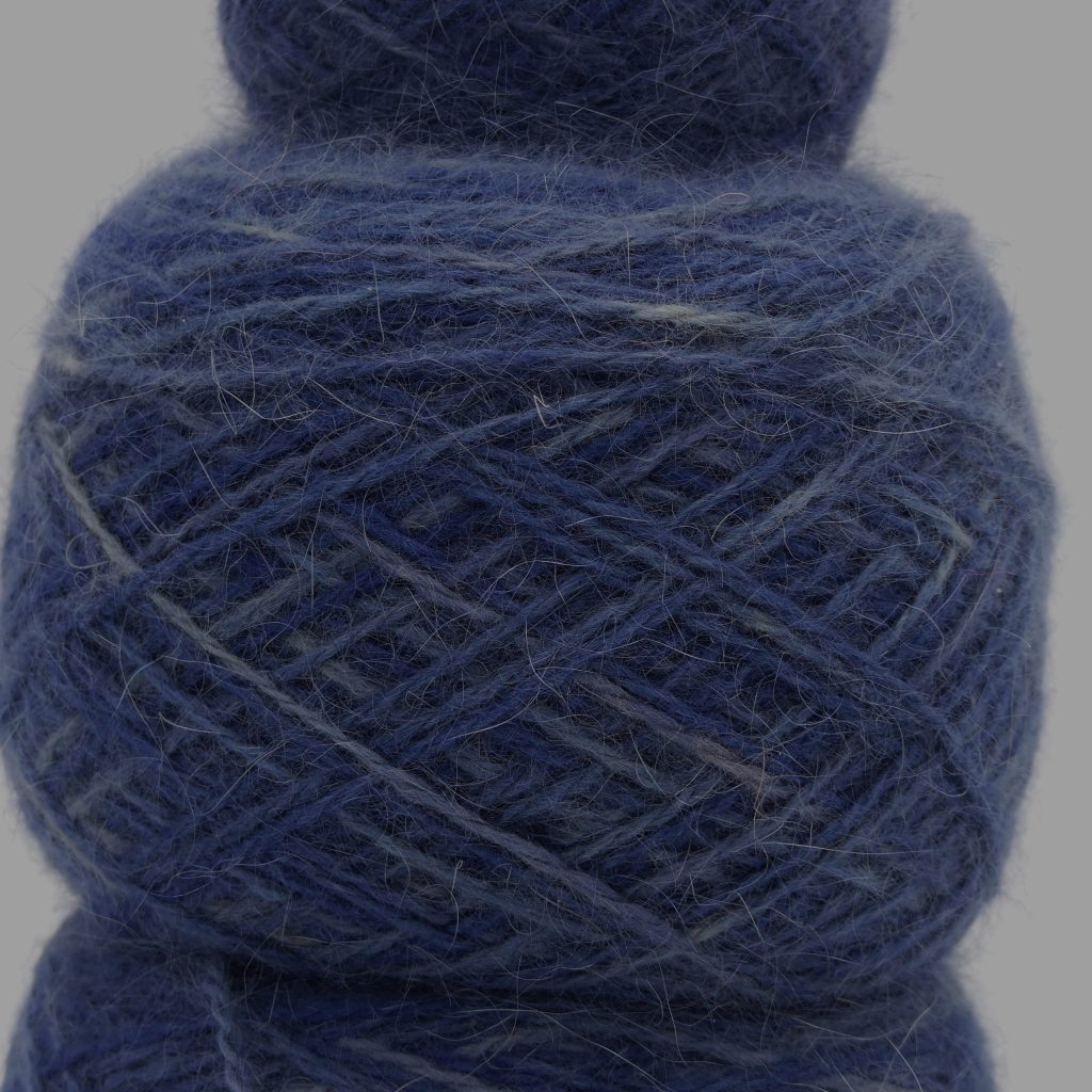 pelote de laine angora douceur plus bleu jean 2