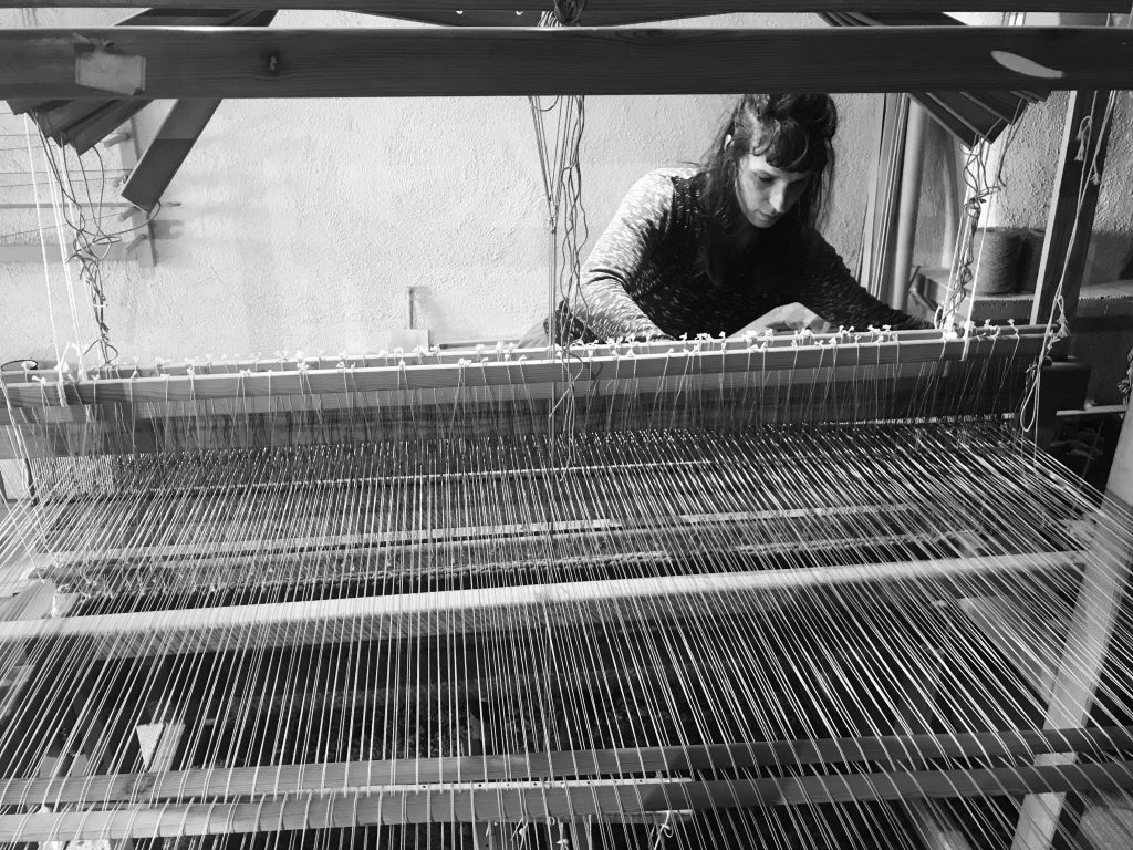 Anaïs et le tissage
